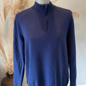 Hugo Boss navy men’s sweater. Size L. Great condition.